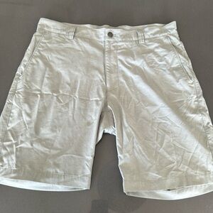 Men’s Peter Millar Shorts